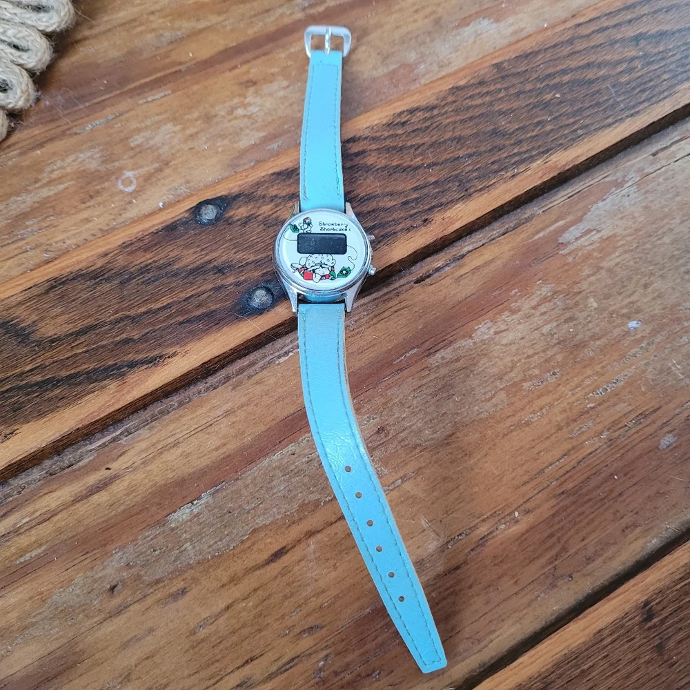 Digital Watch - Quartz Strawberry Shortcake 80's Watch